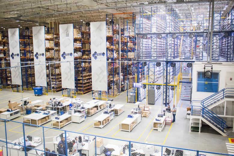 4 Reasons to Paint Your Warehouse Interior