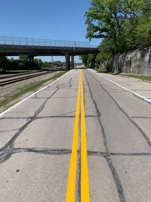 hunt midwest underground drive road striping in kansas city