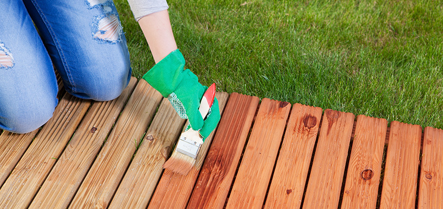 How to Properly Maintain Deck